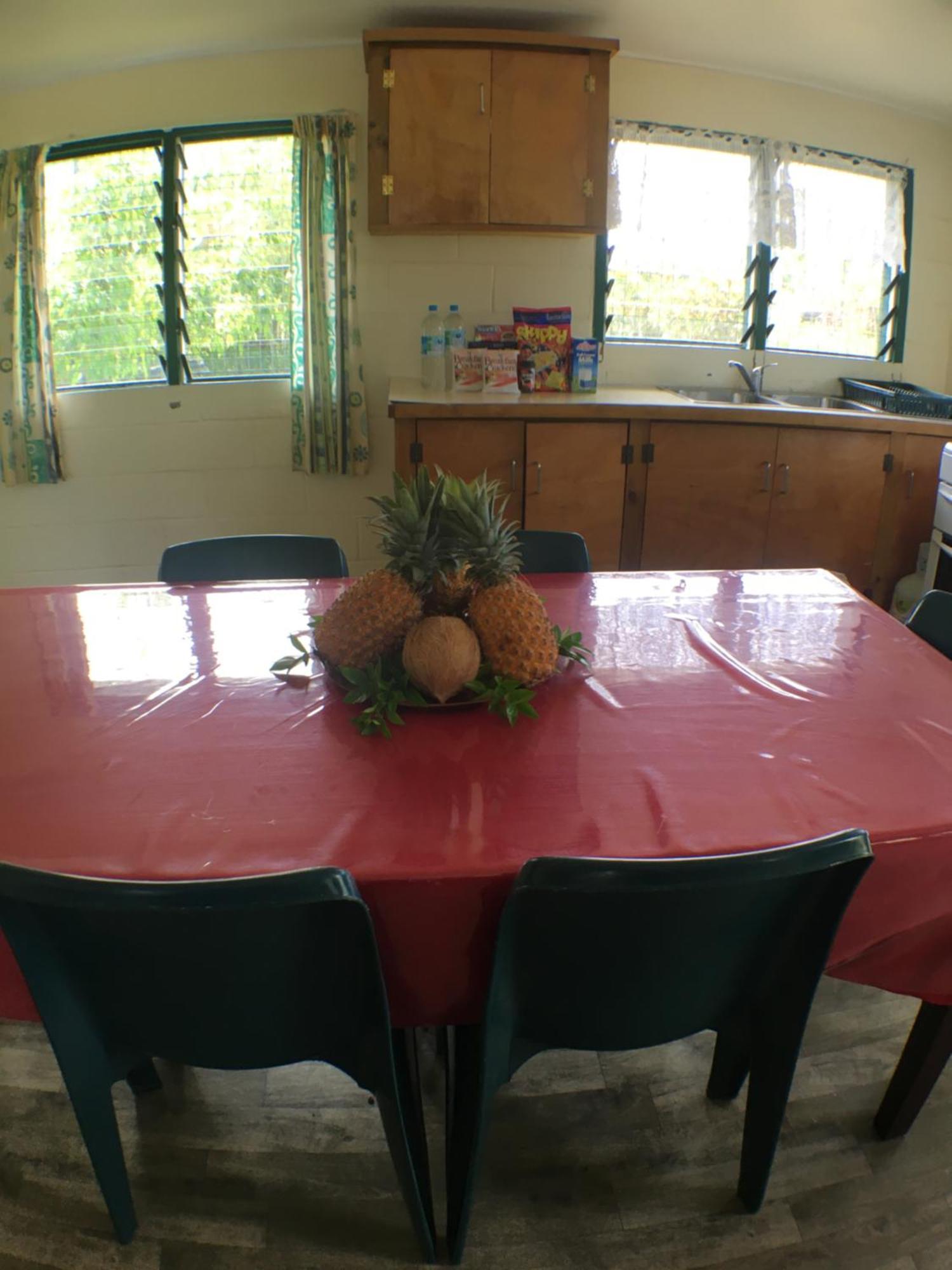 Green Lodge Holiday Homes นูคูอาโลฟา ภายนอก รูปภาพ