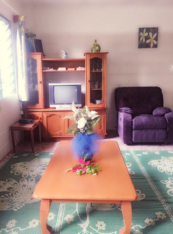 Green Lodge Holiday Homes นูคูอาโลฟา ภายนอก รูปภาพ